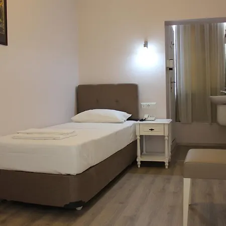 Hotel Merkez *