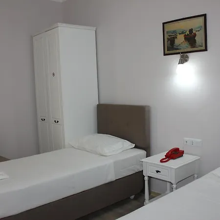Hotel Merkez *