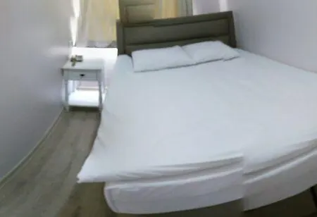 Merkez Hotel *